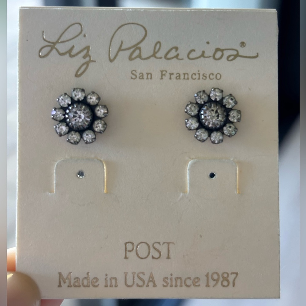 New Liz Palacios Clear Swarovski Crystal Post Stud Flower Earrings